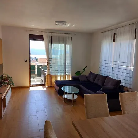 Ivana Novi Appartamento Novi Vinodolski