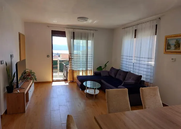 Ivana Novi Apartmán Novi Vinodolski